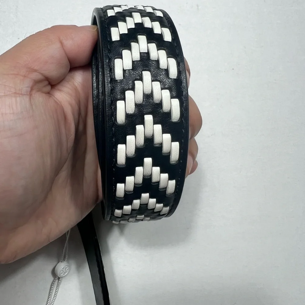 Tory Burch elegant belt
